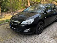 Gebraucht Opel Astra 101 PS (74 kW) 2010 Schwarz Limousine
