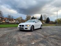 Gebraucht BMW 114 102 PS (75 kW) 2014 Weiß Kleinwagen