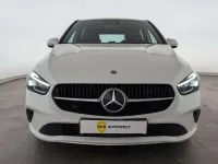 Gebraucht Mercedes B250 Progressive 224 PS (164 kW) 2023 Mondstein silber Kleinwagen