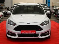 Gebraucht Ford Focus ST 250 PS (183 kW) 2016 Weiß Kombi