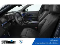 Neu BMW 550e M Sport 489 PS (359 kW) 2026 M carbonschwarz Kombi