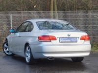 Gebraucht BMW 320 Sport Line 177 PS (130 kW) 2007 Silber Coupé
