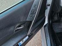 Gebraucht BMW 525 2003 Grau Limousine