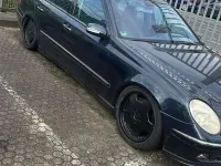 Gebraucht Mercedes E500 Avantgarde 306 PS (225 kW) 2002 Limousine
