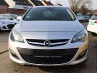 Gebraucht Opel Astra Active 120 PS (88 kW) 2013 Argon silber/ice silver (m2) Kleinwagen