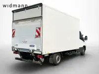 Second-hand Iveco Daily 156 CP (114 kW) 2019 Alb Monovolum