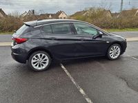 Gebraucht Opel Astra Dynamic 125 PS (91 kW) 2015 Schwarz Limousine