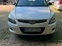 Gebraucht Hyundai i30 90 PS (66 kW) 2009 Weiß Kombi