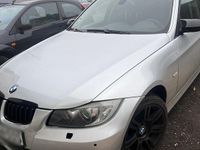 Gebraucht BMW 320 177 PS (130 kW) 2008 Silber Limousine