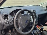 Gebraucht Ford Fiesta 80 PS (58 kW) 2004 Grau Kleinwagen