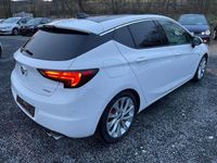 gebraucht Opel Astra Lim. Turbo 1.6 *Innovation*SHZ*Voll-LED*