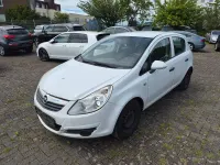 Gebraucht Opel Corsa Selection 80 PS (58 kW) 2010 Weiß Kleinwagen