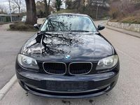 Gebraucht BMW 118 Advantage 143 PS (105 kW) 2011 Schwarz Kleinwagen