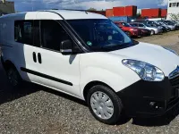 Gebraucht Opel Combo 120 PS (88 kW) 2018 Weiß Van / Kleinbus