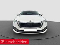 Gebraucht Skoda Octavia Style 116 PS (85 kW) 2023 Weiss Kombi