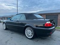 Gebraucht BMW 325 Cabriolet 192 PS (141 kW) 2003 Schwarz Cabrio