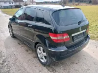 Gebraucht Mercedes B200 140 PS (102 kW) 2008 Schwarz Van / Kleinbus