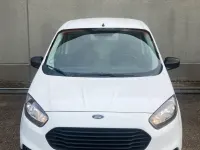Gebraucht Ford Courier 101 PS (74 kW) 2020 Weiß Van / Kleinbus