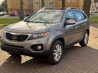 Gebraucht Kia Sorento 197 PS (144 kW) 2012 Titaniumsilber met. SUV