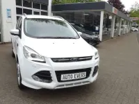 Gebraucht Ford Kuga Individual 179 PS (131 kW) 2016 Weiß SUV