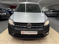Usata VW Caddy 122 CV (89 kW) 2018 Argento Monovolume