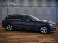 Gebraucht Mercedes C300e Advanced 313 PS (230 kW) 2023 Blau Kombi