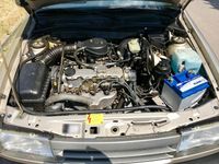 Gebraucht Opel Vectra 90 PS (66 kW) 1991 Gold Kleinwagen