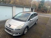 Gebraucht Peugeot 5008 156 PS (114 kW) 2010 Grau Van / Kleinbus