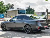 Gebraucht BMW 740 M Sport 299 PS (219 kW) 2025 Grau Limousine