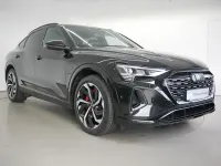 Gebraucht Audi Q8 Sportback e-tron Advanced Plus 250 kW (340 PS) 2024 Mythosschwarz metallic SUV