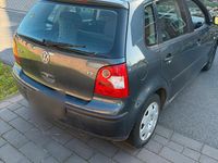 Gebraucht VW Polo 64 PS (47 kW) 2003 Grau Kleinwagen