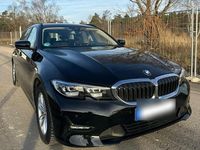 Gebraucht BMW 320 Advantage 190 PS (139 kW) 2020 Schwarz Kombi