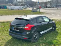Gebraucht Ford Focus 125 PS (91 kW) 2014 Schwarz Coupé