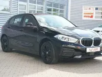 Gebraucht BMW 118 Advantage 136 PS (100 kW) 2021 Schwarz Kleinwagen