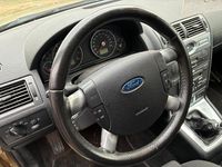 Gebraucht Ford Mondeo 130 PS (95 kW) 2006 Gold Limousine