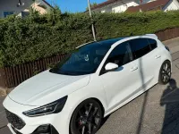 Gebraucht Ford Focus ST 280 PS (205 kW) 2024 Weiß Limousine
