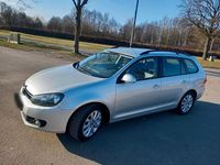 Gebraucht VW Golf VI 105 PS (77 kW) 2011 Silber Kleinwagen