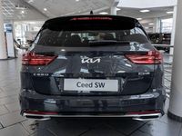 Neu Kia Ceed 140 PS (102 kW) 2026 Pentametal Kleinwagen