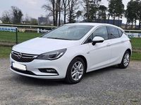 Gebraucht Opel Astra Dynamic 125 PS (91 kW) 2017 Weiß Limousine