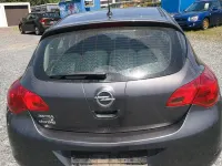 Gebraucht Opel Astra 116 PS (85 kW) 2011 Grau Limousine