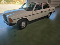 Gebraucht Mercedes 200 109 PS (80 kW) 1983 Limousine