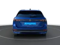 Gebraucht VW Passat Elegance 193 PS (141 kW) 2025 Blau Kombi