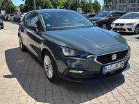 Gebraucht Seat Leon Style 150 PS (110 kW) 2024 Fiord blau Limousine