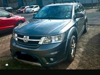 Gebraucht Fiat Freemont 140 PS (102 kW) 2012 Grau SUV