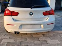 Gebraucht BMW 120 Advantage 190 PS (139 kW) 2017 Weiß Kleinwagen