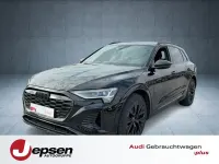 Second-hand Audi Q8 e-tron S-Line 250 kW (340 CP) 2023 Negru SUV