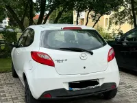Gebraucht Mazda 2 Inclusive 86 PS (63 kW) 2019 Weiß Limousine