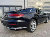 Gebraucht VW Arteon 190 PS (139 kW) 2018 Deep black Kleinwagen