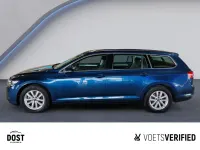 Gebraucht VW Passat Business 150 PS (110 kW) 2023 Blau Kombi