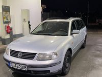 Gebraucht VW Passat Basis 101 PS (74 kW) 1997 Silber Kombi